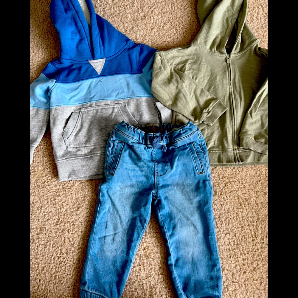 2T boys jeans, hoodie